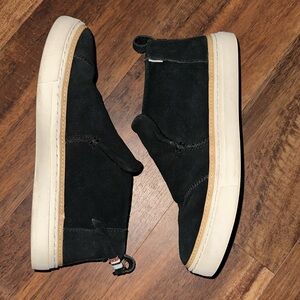 Toms black suede Paxton sneaker